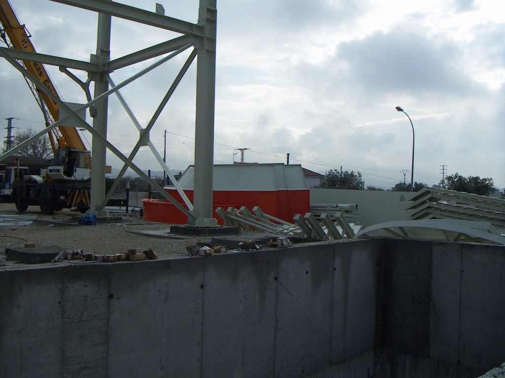 SAX CENTRAL DE FABRICACION DE HORMIGON CON OFICINAS