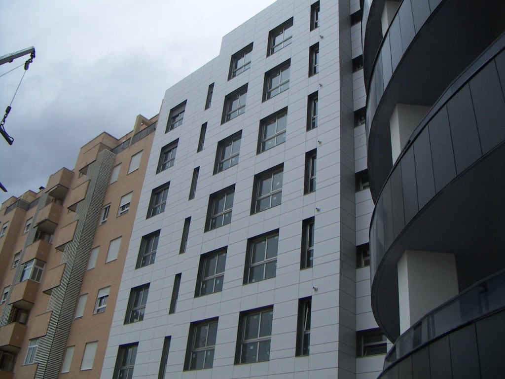 ALICANTE BENISAUDET OFICINAS VIVIENDAS GARAJE