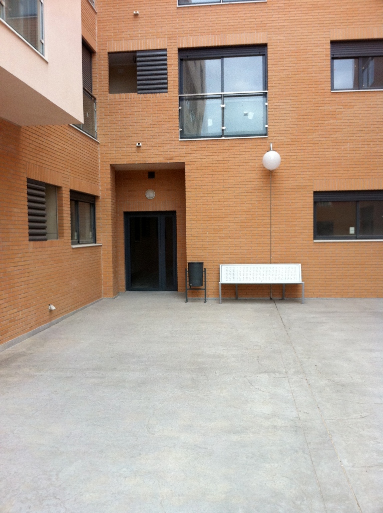 MONFORTE 28 VIVIENDAS GARAJE