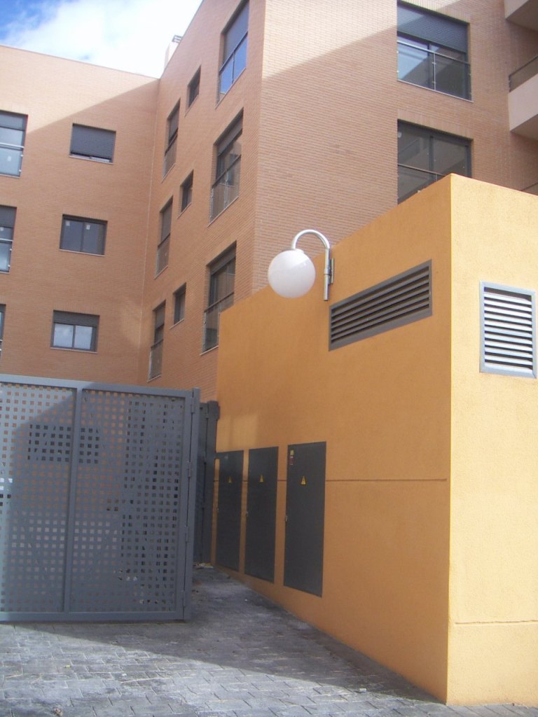 MONFORTE 28 VIVIENDAS GARAJE