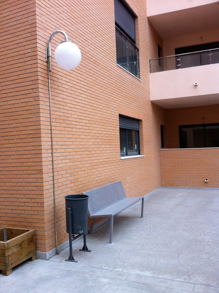 MONFORTE 28 VIVIENDAS GARAJE