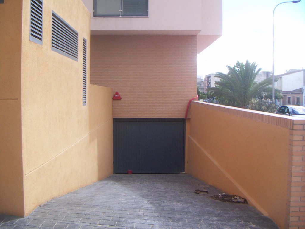 MONFORTE 28 VIVIENDAS GARAJE